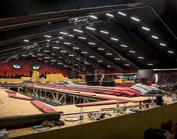 superfly in duisburg grosster trampolinpark deutschlands duisburg trampolin park stadt