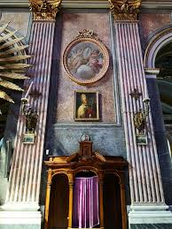 Il trionfo del l'altare dedicato a ignazio di loyola, opera di andrea pozzo, fu completato tra il 1696 e il 1700. Un Trionfo Di Armonia La Chiesa Del Gesu Di Castellammare Ecampania