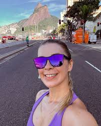 𝑩𝒊𝒃𝒊 𝑺𝒂𝒏𝒄𝒉𝒆𝒛