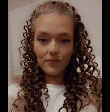 Could anybody recommend a dog walker local to Hugglescote please? :)