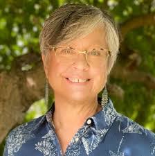 Geri Cummings's Instagram, Twitter & Facebook