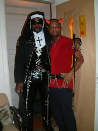 Seite as mail versenden seite auf facebook teilen seite über whatsapp teilen als pin auf pinterest merken. Halloween Party Fur Parchen Und Paare Halloween De