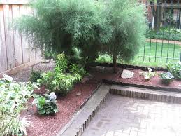 Chicago Small Backyard Garden Backyard Garden Small Backyard Landscaping Small Backyard Gardens