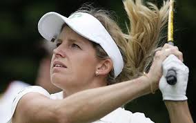 Ian Poulter keeps Jo Head