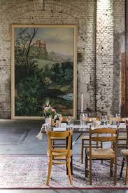 Gare Du Neuss Eine Originelle Vintage Hochzeitslocation In Nrw Mit Vintage Mobeln Alten Gemalden Und Stylischen In 2020 Hochzeitslocation Vintage Hochzeit Hochzeit