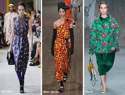 Beautiful floral print beautiful & flattering unique floral print / flowers printed pattern make you so special in the crowd,choose from cute & classic floral print tops for lounge /casual pants,leggings,skinny pants to suit your style,meanwhile added some color to life,floral print cold shoulder tunic top make your life no longer drab. Spring Summer 2018 Print Trends Glowsly