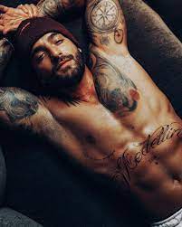 Maluma, the world's hottest latin artist, takes us on a journey through the tattoos he's accumulated throughout the years. Maluma S Tattoos A Complete Breakdown Of The Singer S 20 Tattoos