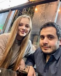 Adam Antar's Instagram, Twitter & Facebook