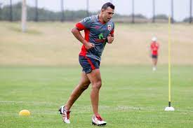 25' dragons try attempt foiled by a foot in touch before grounding. Dragons Re Sign Kerr Lovodua Illawarra Mercury Wollongong Nsw