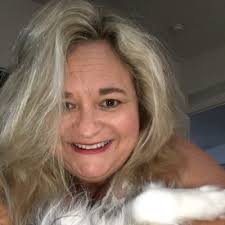 Sabrina Irwin's Instagram, Twitter & Facebook