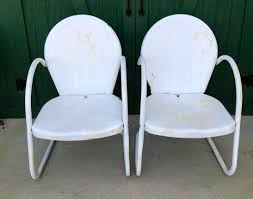 Antique Motel Chair Shell Back Chair Vintage Chippy Paint Chair Original White Paint Steel Cha Metal Patio Furniture White Patio Furniture White Metal Chairs
