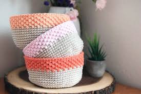 Download bernat crochet lacy motif top free pattern. Easy Modern Crochet Storage Basket Free Crochet Pattern Sigoni Macaroni
