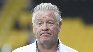 Bekijk wat peter maes (petermaes14) heeft ontdekt op pinterest, 's werelds grootste verzameling ideeën. Trainer Peter Maes Van Lokeren Gearresteerd De Tijd