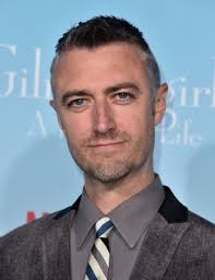 Gilmore Girls' Star, Sean Gunn, Reveals His Favorite Kirk Gleason Job