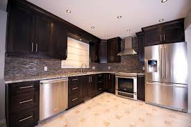 Mod cabinetry offers beautiful modern walnut kitchen cabinets. Shaker Style Kitchen Cabinet Doors Drawers Portfolio Evolve Kitchens