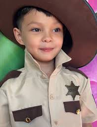 Getting some steps at Costco 😁