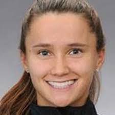 Lauren Davis's Instagram, Twitter & Facebook