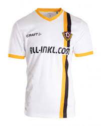 Liga team dynamo dresden, in a deal brokered by the sportfive agency. Dynamo Dresden 2020 21 Home Kit