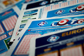 Fonction principale, ici, vous pouvez célébrer le nouvel an et débloquer des realizations compte à rebours et feux d'artifice du nouvel an 2020 contenu spécial noël des effets. Resultat Du Loto Fdj Le Tirage Du Mercredi 30 Loto 30 Decembre 2020 Shotoe