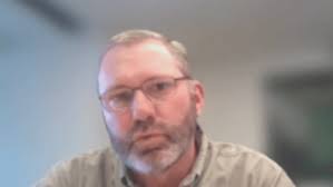 Ridglan Farms staff veterinarian will keep license