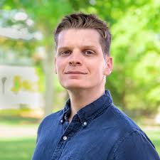 OUE Leadership & Staff