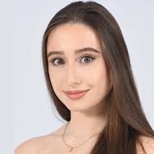 Tina Remillard's Instagram, Twitter & Facebook