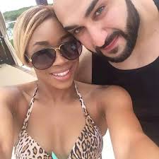 Ariane Andrew Cameron And Her Boyfriend Vincent Isayan Are Featured On The E Reality Show Total Divas Cameron Lynn Wwe Couples Wwe Divas
