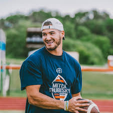 Get the latest on buffalo bills qb mitchell trubisky including news, stats, videos, and more on cbssports.com. Mitchell Trubisky Mtrubisky10 Twitter