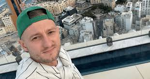 Albert Lorenz złamał kręgosłup na planie Ninja Warrior. Teraz odpowiedział  całą historię