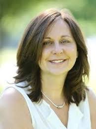 Erin Cotter's Instagram, Twitter & Facebook