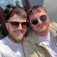 Harry Templeton (@HarryTemp)