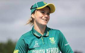 She played her first cricket universal in july 2007 preceding winning her first football top for australia a month later. Top 5 Most Beautiful Women Cricketers In The World
