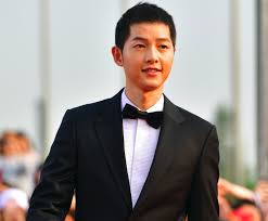Jika anda akan melakukan download film space sweeper sub indo anda bisa melali aplikasi yang menyediakan layan download. Space Sweepers Starring Song Joong Ki Slated For Summer Release Entertainment The Jakarta Post