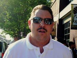 Earnest KNIESCHE Obituary (2012)