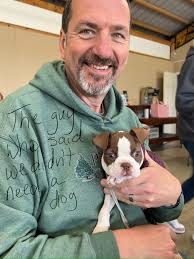 JENNIE shares new photo with Dominic Fike.