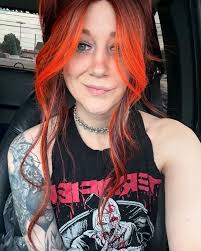 🖤❤️ just clowin around 🔪