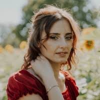 10+ "Laura Trivelli" profiles