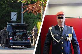 Gemeentelijke begraafplaats aan de tongerseweg, ereveld voor 43 belgische soldaten die sneuvelden of gewond raakten bij de bruggen over het albertkanaal en fort eben emael en in maastricht kwamen te overlijden. Er Staan Wel Meer Militairen Op De Ocad Lijst Dat Hoeft Ge Het Belang Van Limburg Mobile
