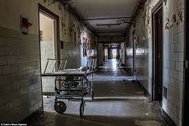Inside A New Orleans Hospital Abandoned Since Hurricane Katrina Abandoned Hospital Abandoned Hurricane Katrina