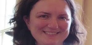 Grad ceremony dedicated in teacher's memory