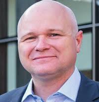 FORWARD MOMENTUM IN OPTICAL MOULDING MEETING THE NEEDS OF PACKAGING  MOULDERS COLOUR MASTERBATCH ○ ARBURG OPEN HOUSE