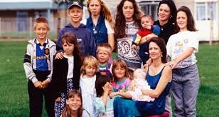 Free legea pensiilor mame cu 3 copii 2015 for android. Pensie Pe ViaÅ£Äƒ Pentru Mamele Cu Minim 3 Copii Saceleanul