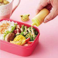 楽天市場】調味料入れ ミニドレッシングボトル かえる お弁当グッズ （ 調味料ケース お弁当 調味料 ワンタッチ マヨネーズ ケチャップ 醤油  しょうゆ ソース ドレッシングボトル ドレッシング入れ 持ち運び タレ入れ 弁当グッズ ） : リビングート 楽天市場店