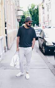 So gelingt ihnen der kompetente auftritt im job ganz sicher. Manner Abc C Wie Chino Hose Tipps Wie Man Chinos Stylen Kann Lifestyle Blog Aus Osterreich