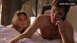 Holly Valance Underwear video in Entourage - UPSKIRT.TV