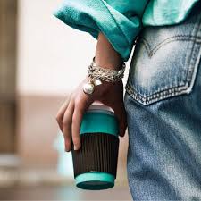 Introducing the new tiffany paper flowers® collection as featured in our new spring campaign with elle fanning. Elle Fanning Tiffany Co Paper Flowers Believe In Dreams Campaign 2018 Celebmafia