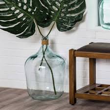Dame Jeanne Transparente Avec Grande Branche Vegetale En Deco Decorazine Fr En 2020 Grand Vase En Verre Gros Pots En Verre Verre Decoratif