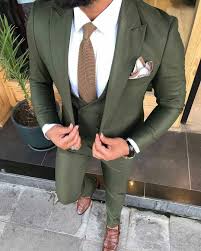 @kuhn.masskonfektion setzt daher neben progressiven und traditionellen looks 2020 erneut. Pin Auf Suits