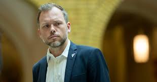 Det var partileder audun lysbakkens spådom da han holdt åpningstalen på svs landsmøte fredag. Audun Lysbakken Sv Varsler Hoyere Formueskatt Og Arveavgift Rett24