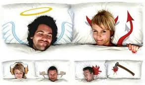 Get A Good Bed Time With Fun Creative Pillows Blog Of Francesco Mugnai S Izobrazheniyami Zabavnye Podushki Namatrasnik Matras